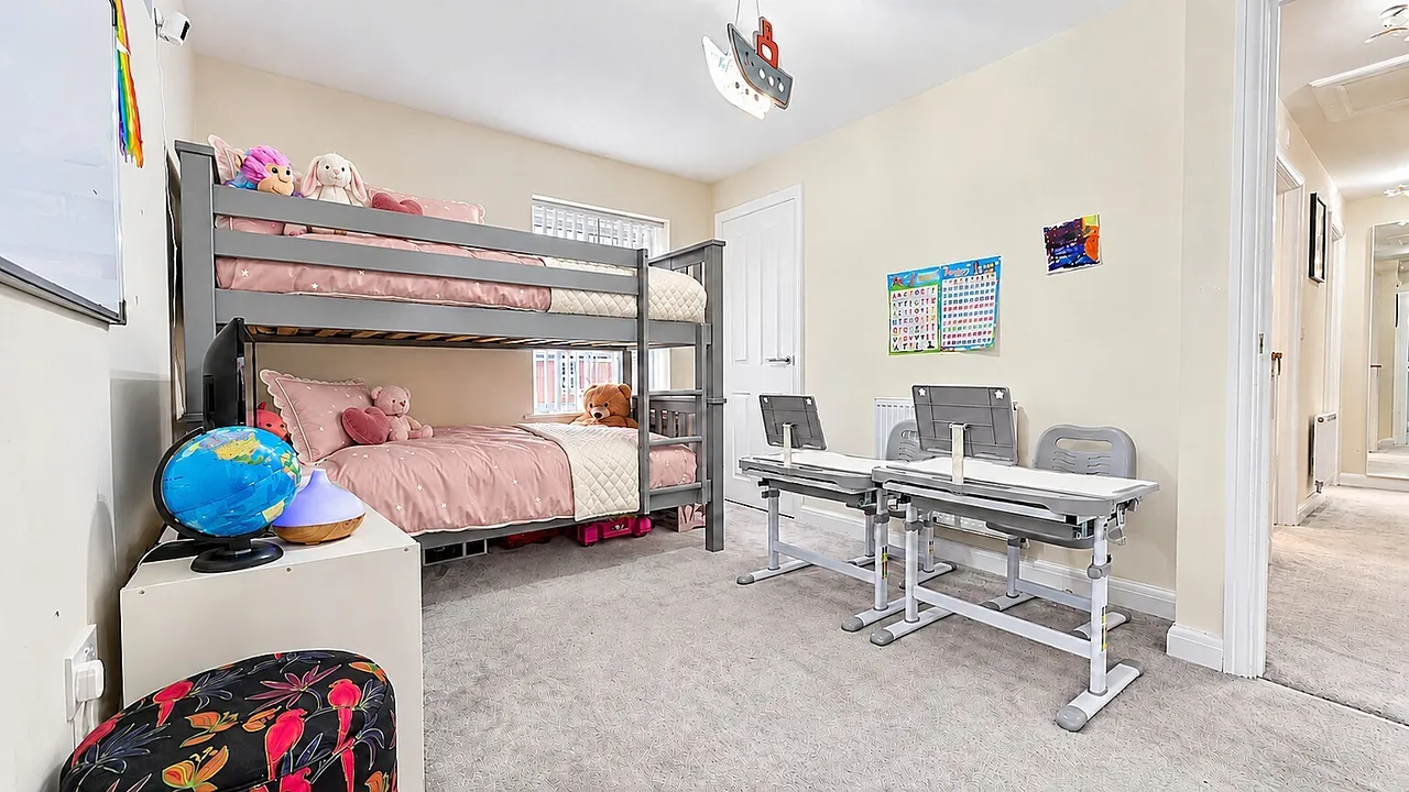 Clements Drive, Eaton Leys, MK17, photo 14