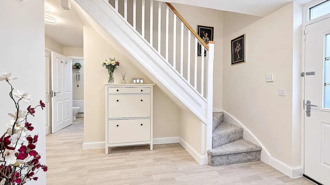 Clements Drive, Eaton Leys, MK17, photo 5