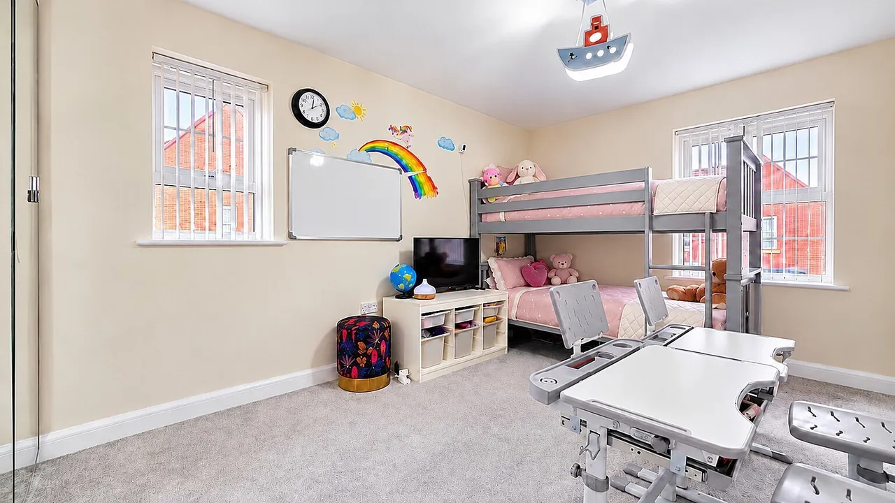 Clements Drive, Eaton Leys, MK17, photo 13