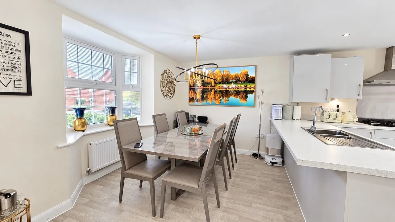 Clements Drive, Eaton Leys, MK17, photo 6