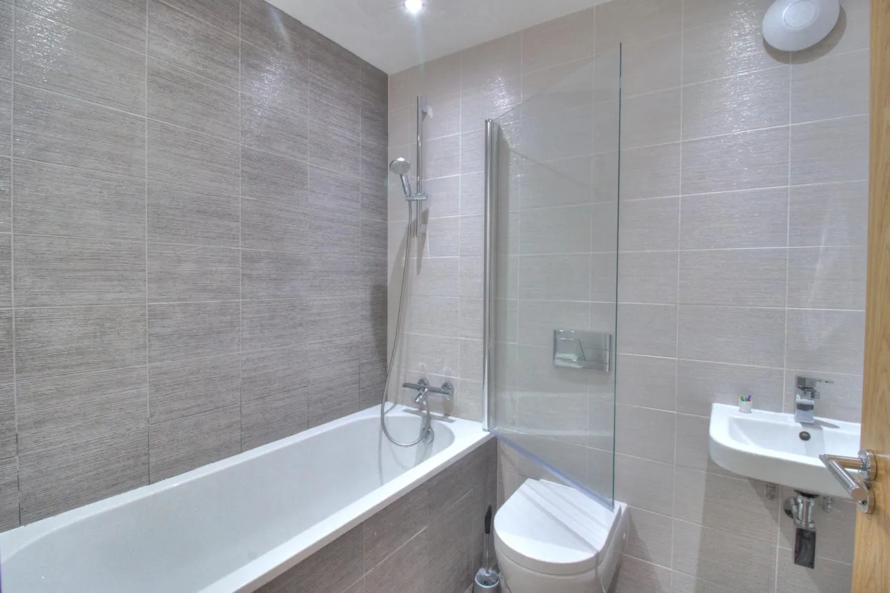 Gibson Street, Newbiggin-by-the-sea, NE64, photo 31
