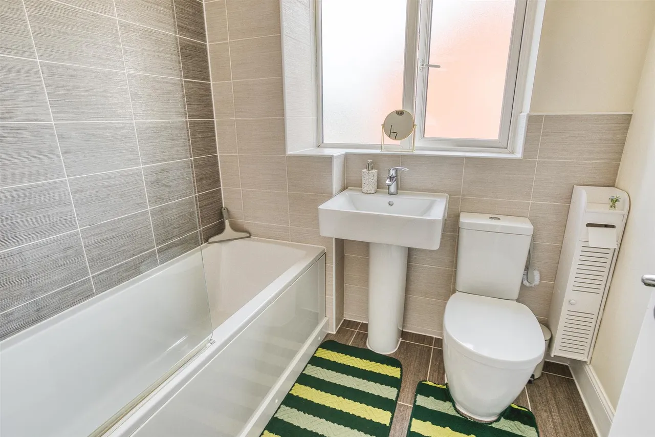 Grange Road, Langley Country Park, photo 9