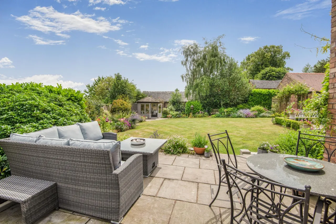 Gravenhunger Lane, Woore, CW3, photo 26