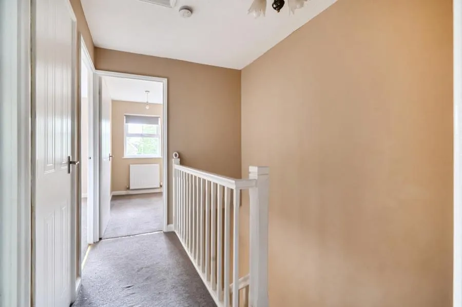 Morris Court, Aylesbury, HP21, photo 8