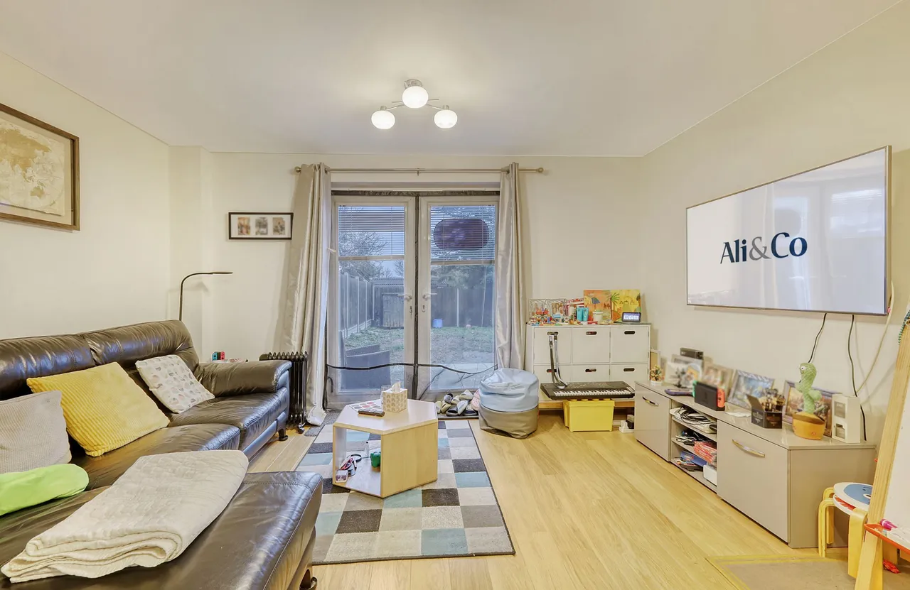 The Rookery, Grays, Essex, RM20 3HB, photo 4