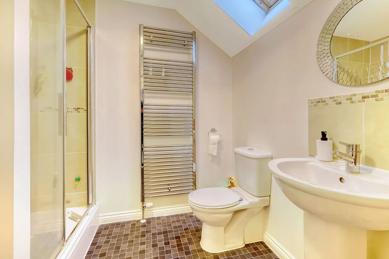 The Rookery, Grays, Essex, RM20 3HB, photo 17