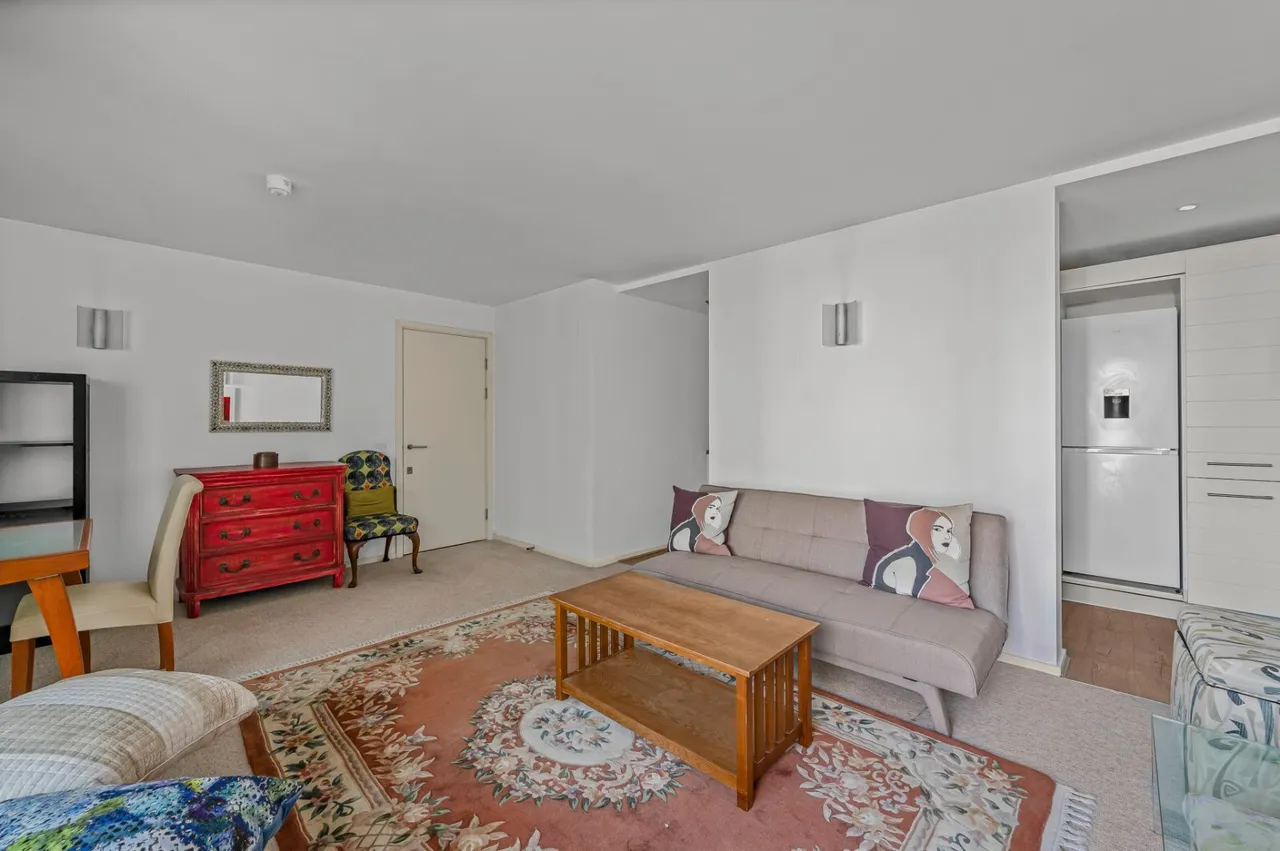 Blackwall Way, London, E14, photo 12