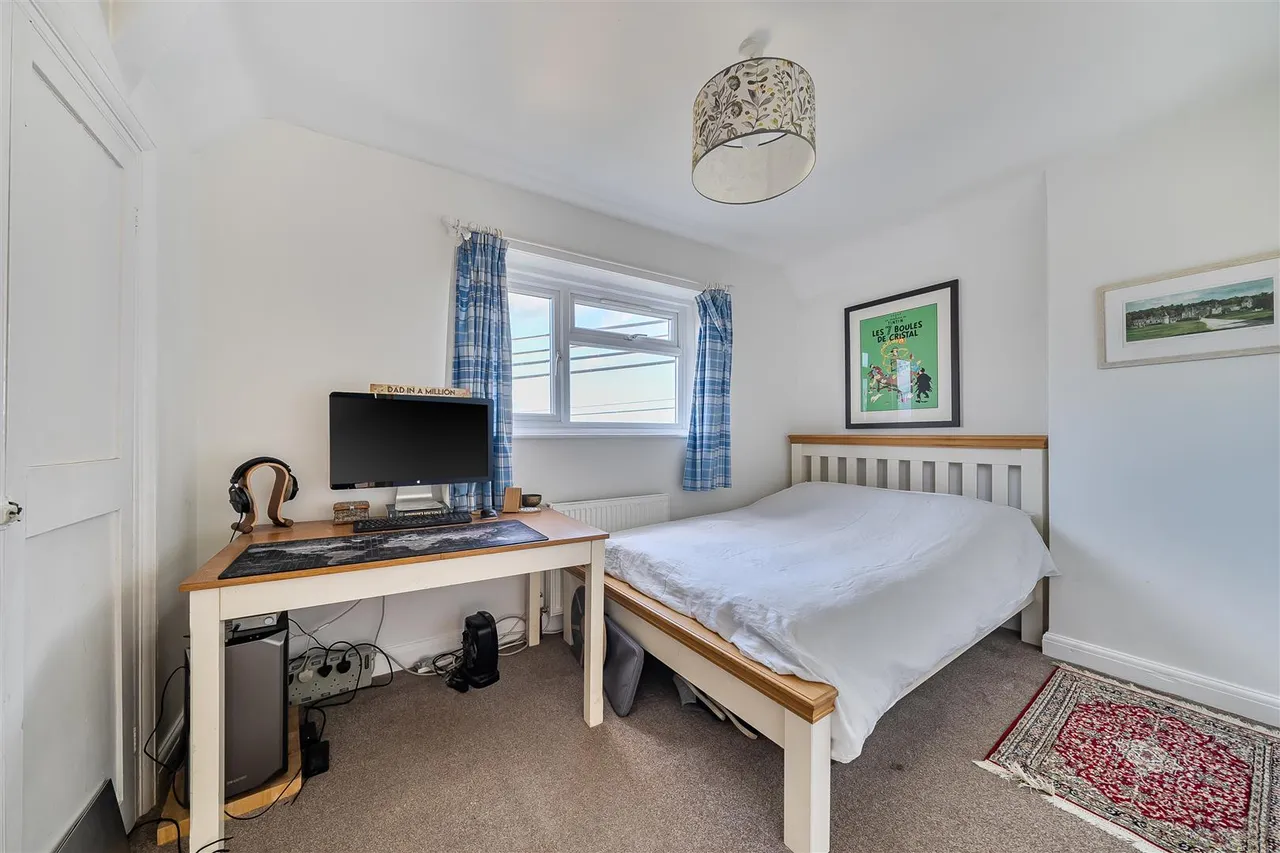 Norley Lane, Studley, SN11, photo 16