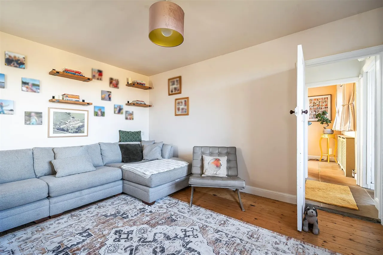 Norley Lane, Studley, SN11, photo 8