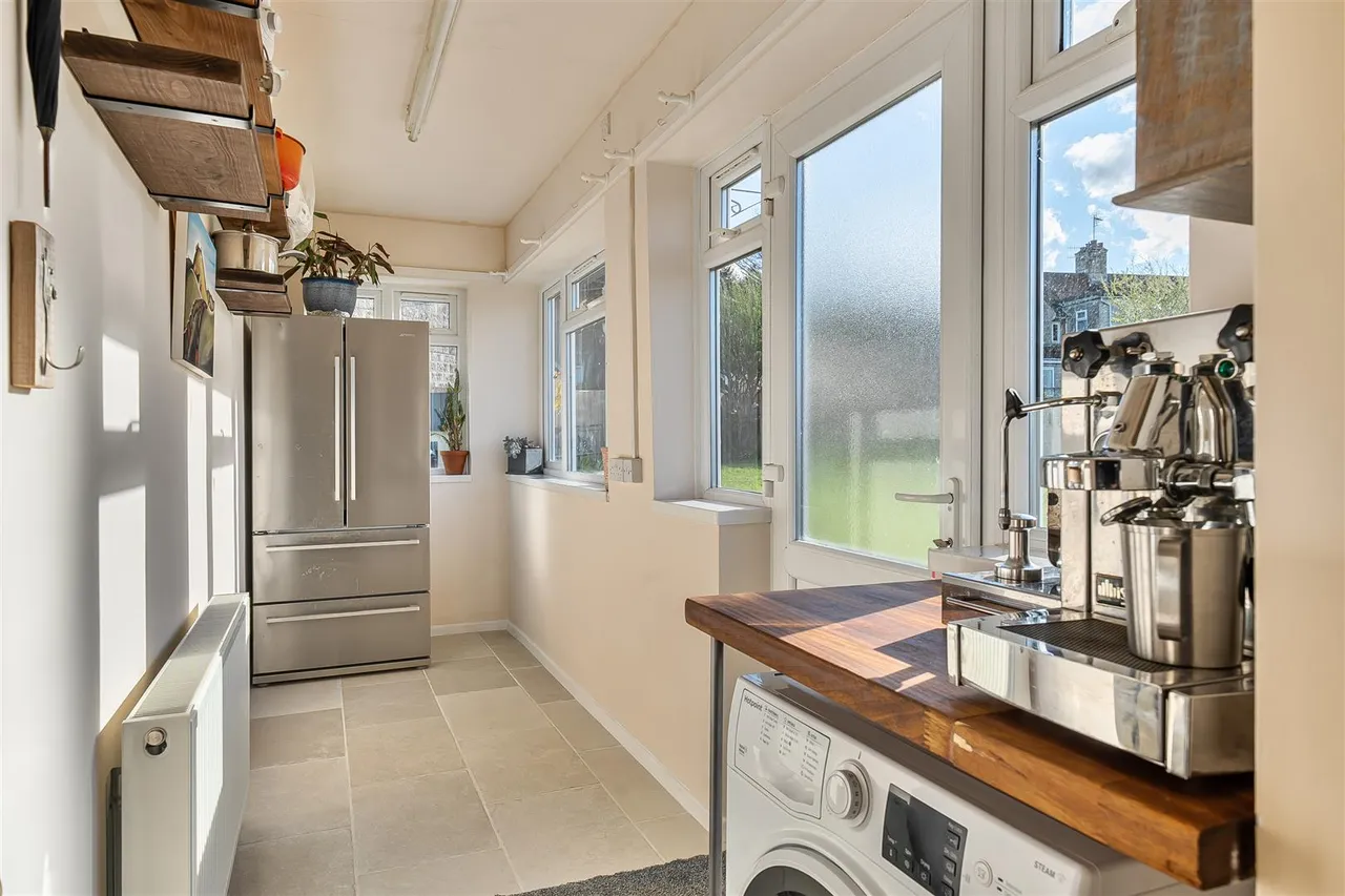 Norley Lane, Studley, SN11, photo 9