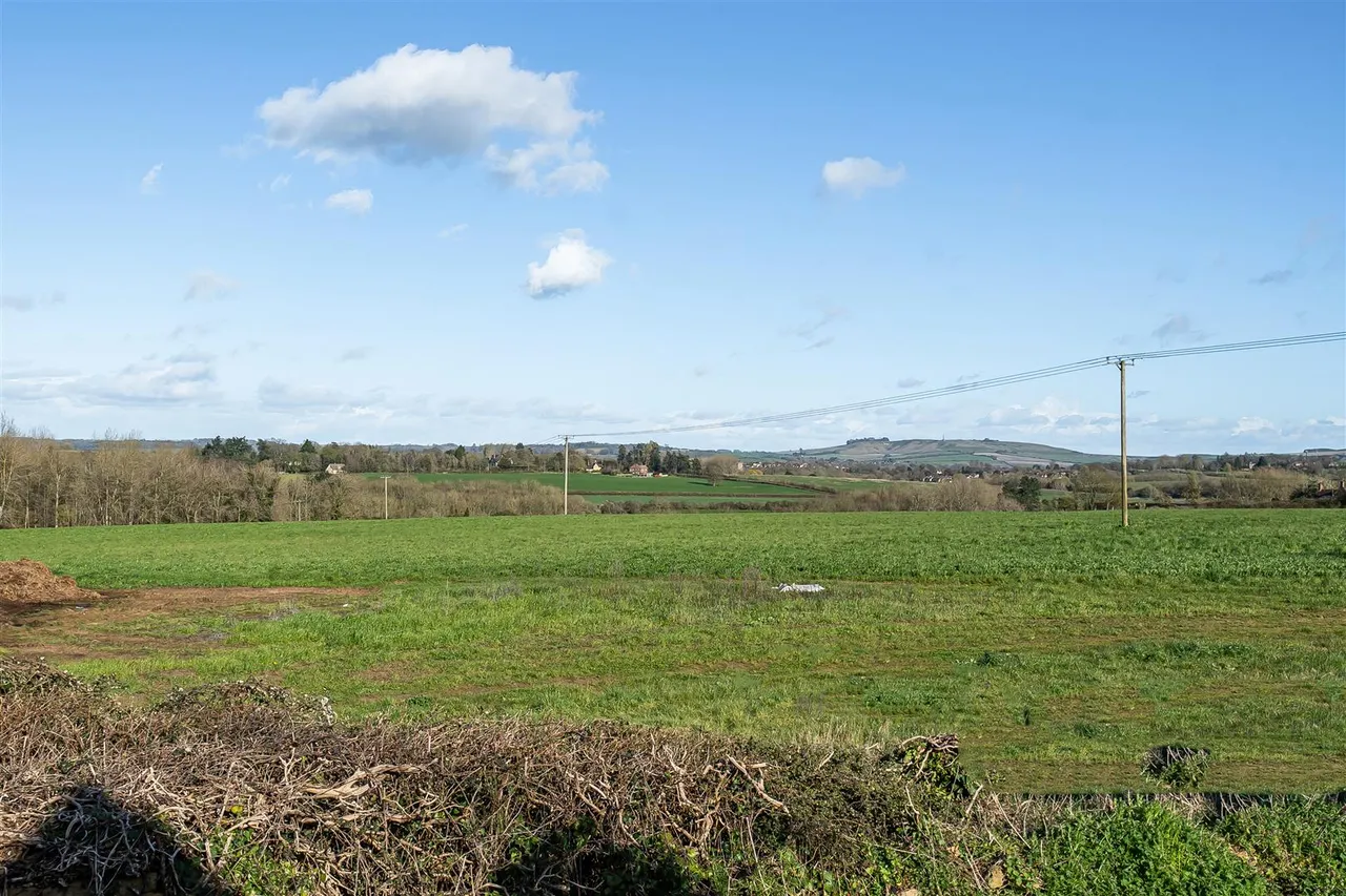 Norley Lane, Studley, SN11, photo 13