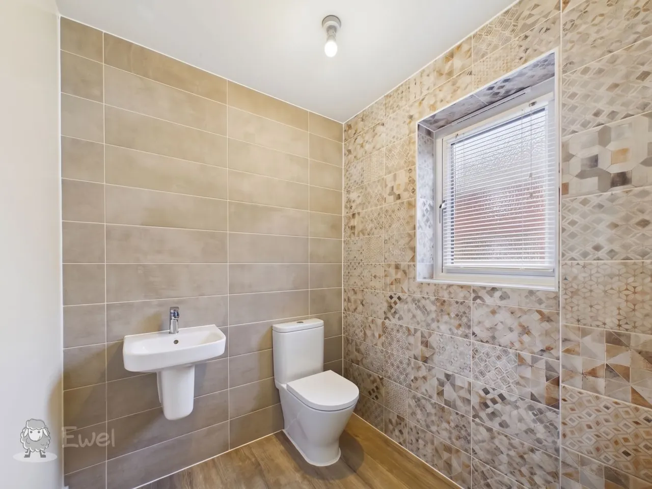 Quartz Close, Newhall, DE11, photo 8