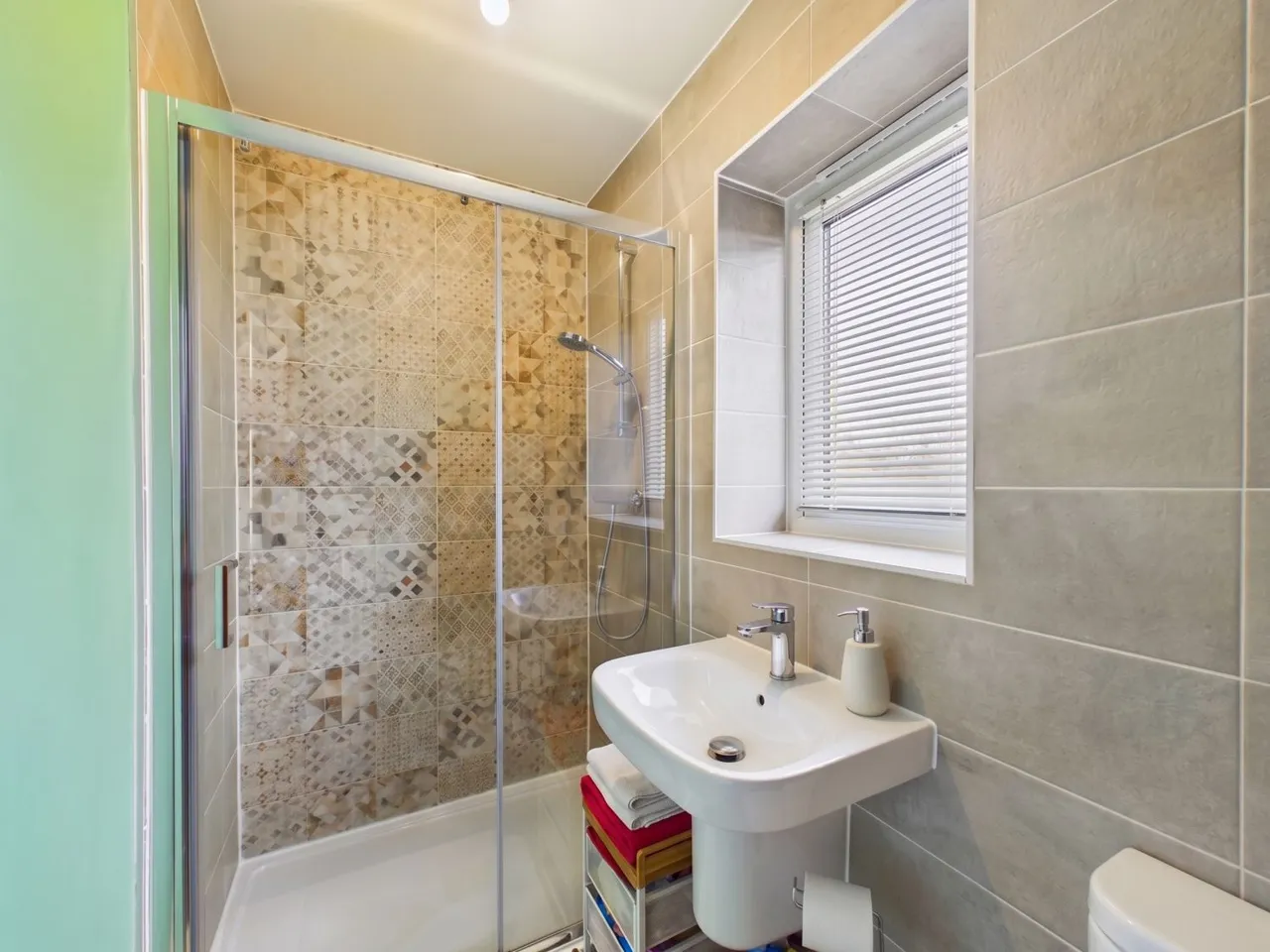 Quartz Close, Newhall, DE11, photo 13