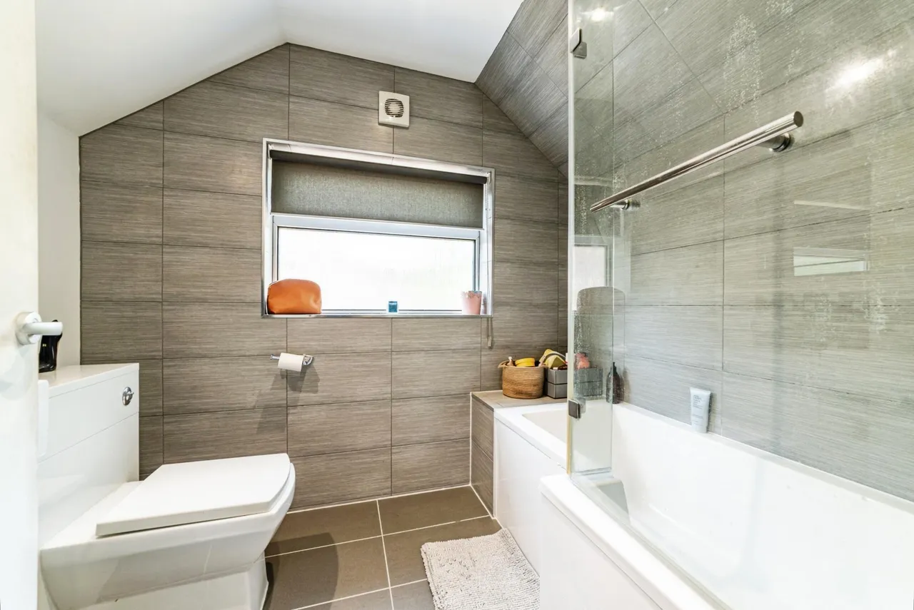 West End Road, Reading, RG7, photo 18