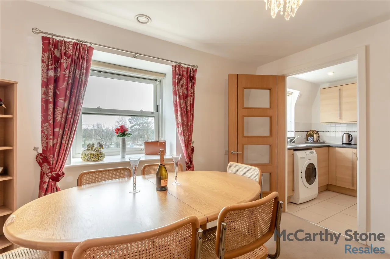 College Way, Welwyn Garden City, AL8, photo 3
