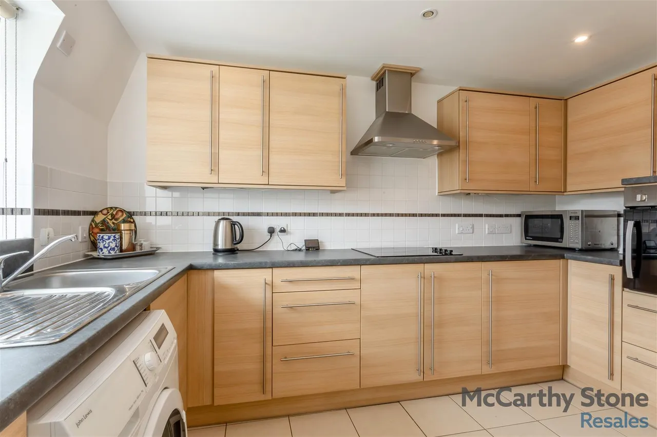 College Way, Welwyn Garden City, AL8, photo 5