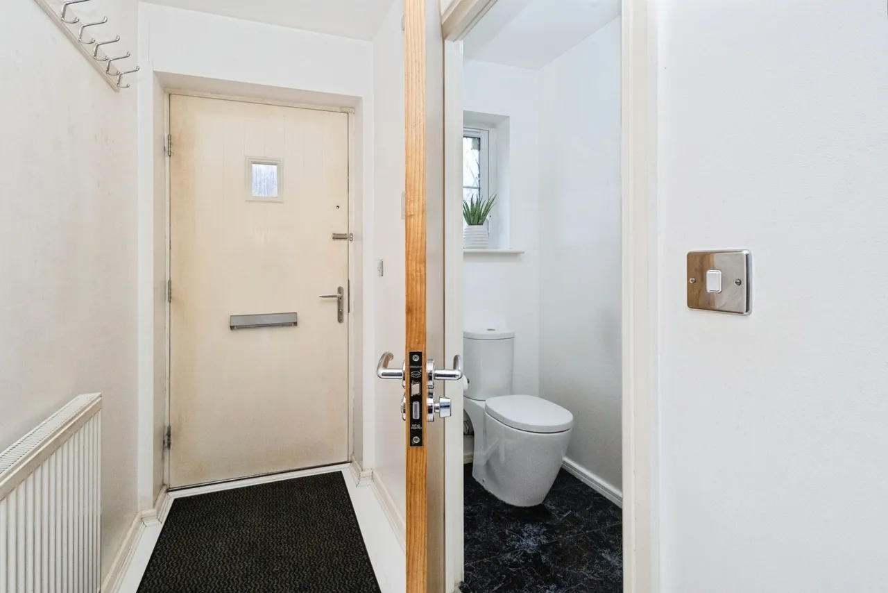 Elm Way, Chadderton, Oldham, Greater Manchester, OL9, photo 2