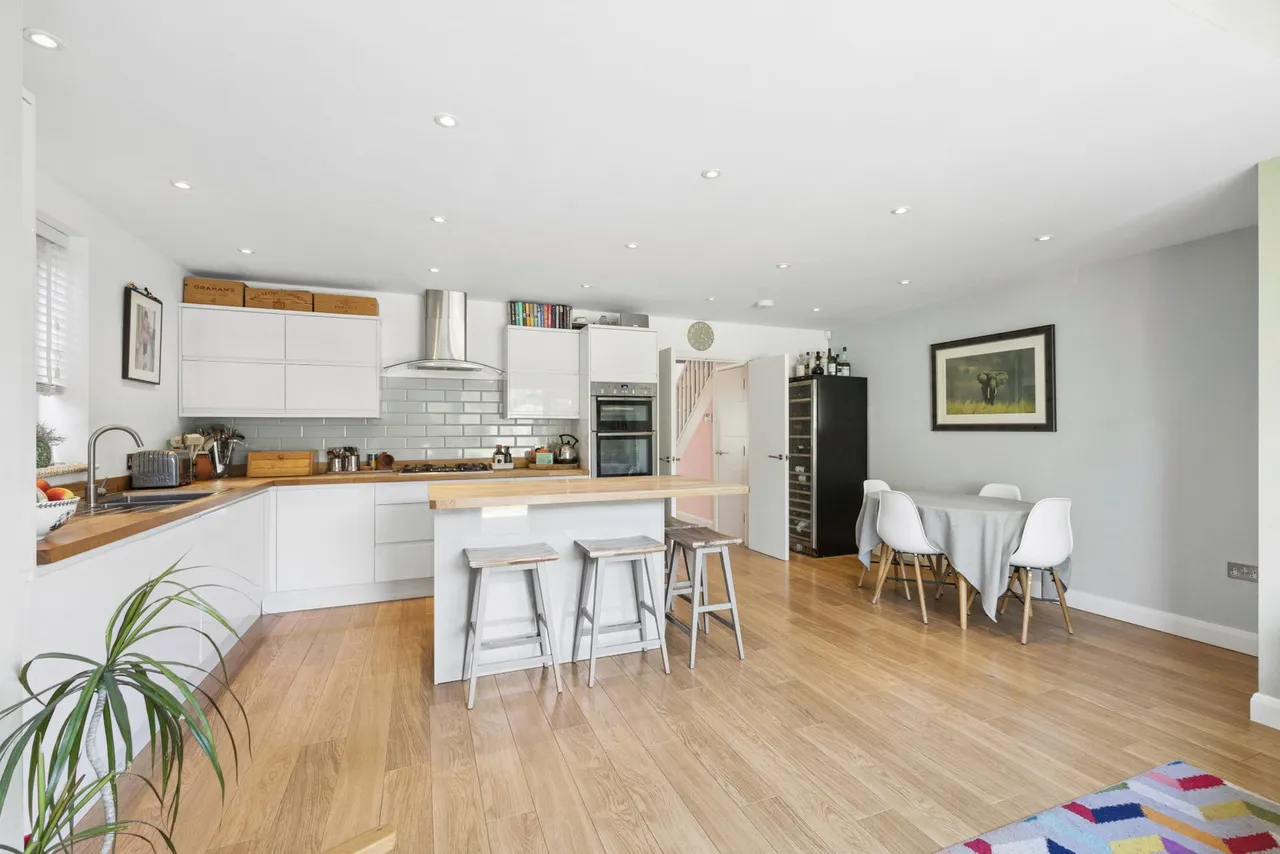 Sussex Mews, Cheltenham, GL52, photo 6
