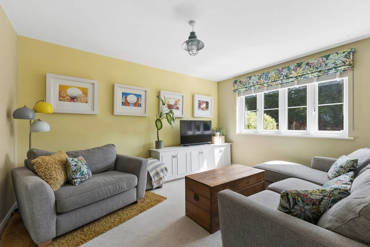 Sussex Mews, Cheltenham, GL52, photo 4