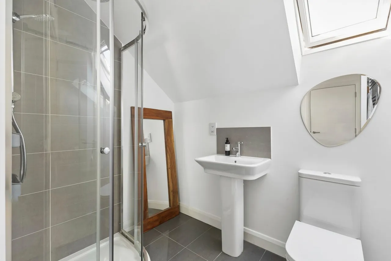 Sussex Mews, Cheltenham, GL52, photo 16