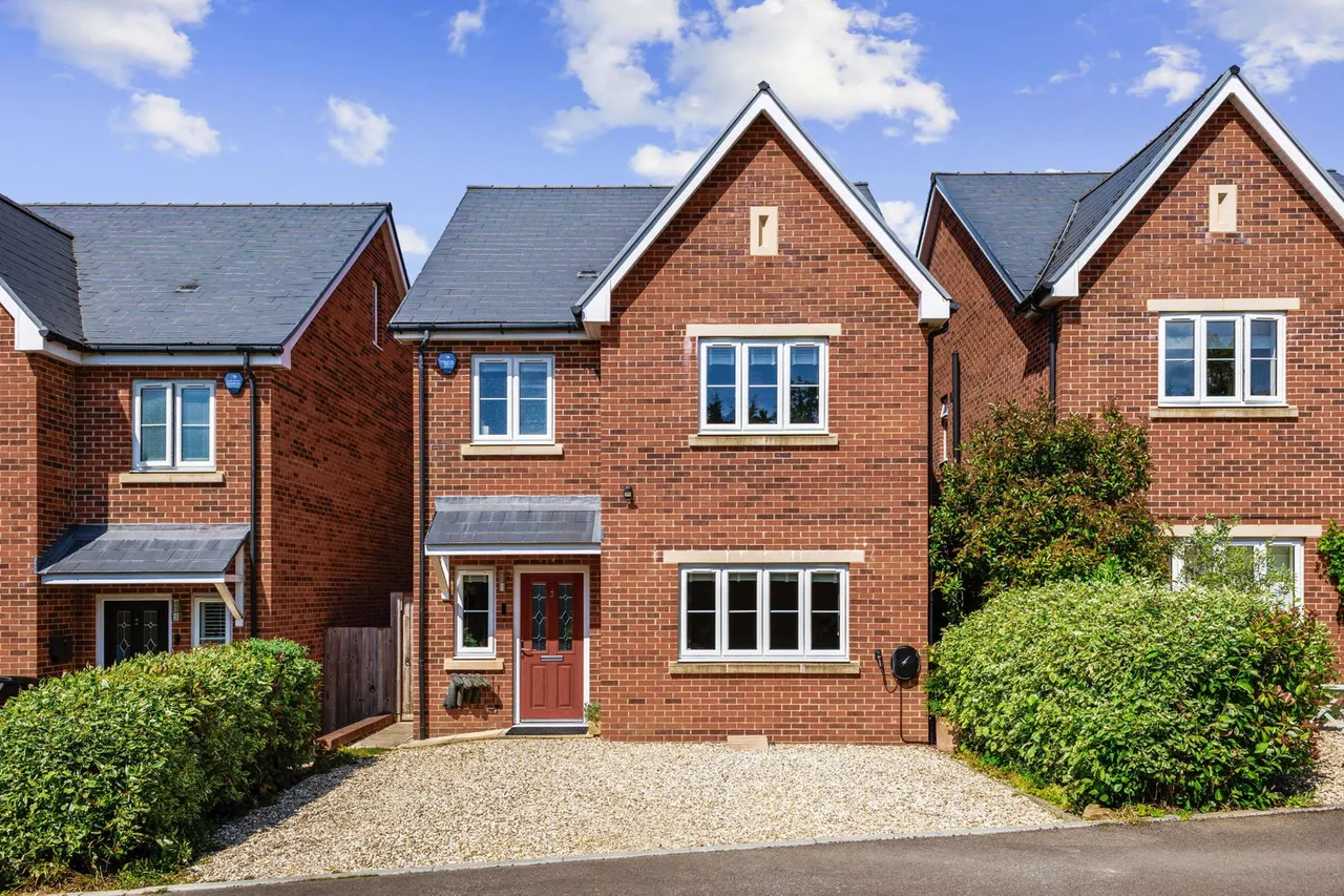 4 bed house for sale, Sussex Mews, Cheltenham, GL52