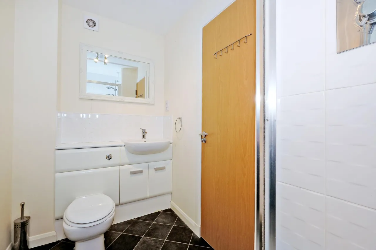 Tailor Place, Hilton, AB24, photo 25