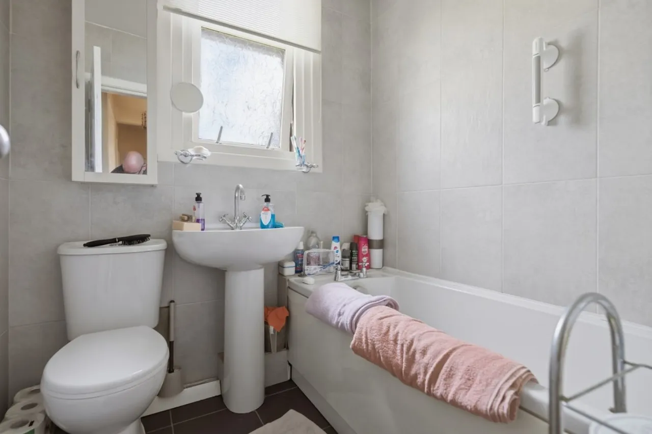 Muirend Road, Stirling, FK7, photo 5
