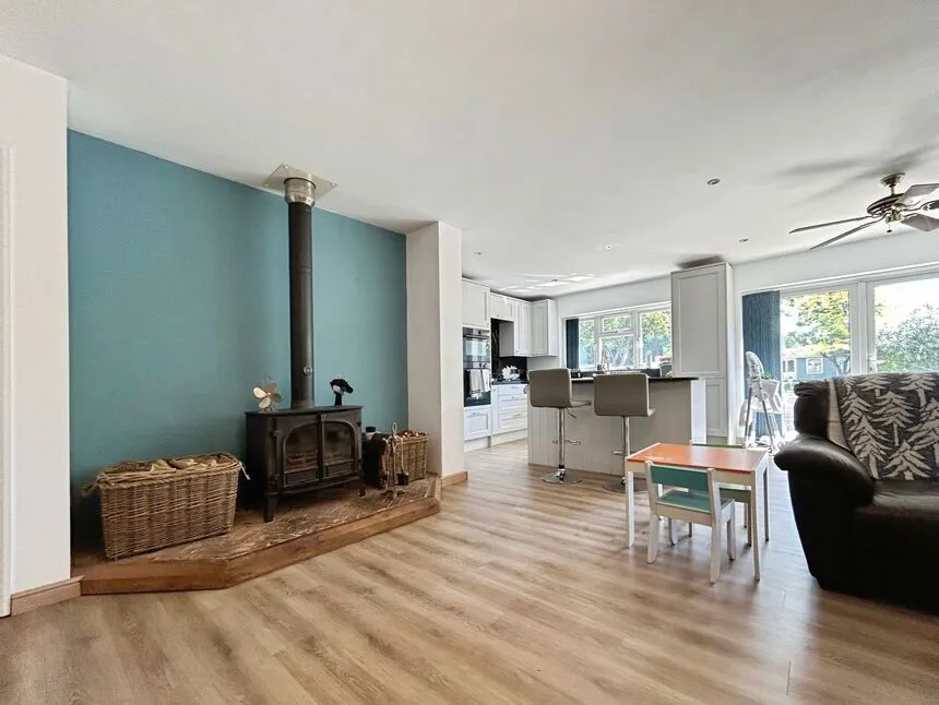 Gresham Avenue, Hartley, Kent, DA3, photo 6