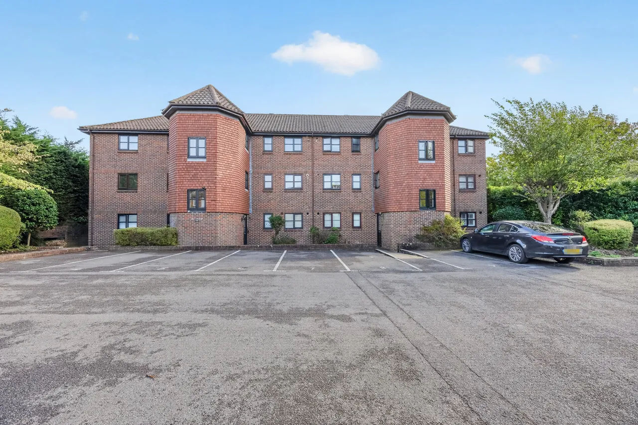 1 bed flat for sale, Maple Leaf Close, Biggin Hill, TN16