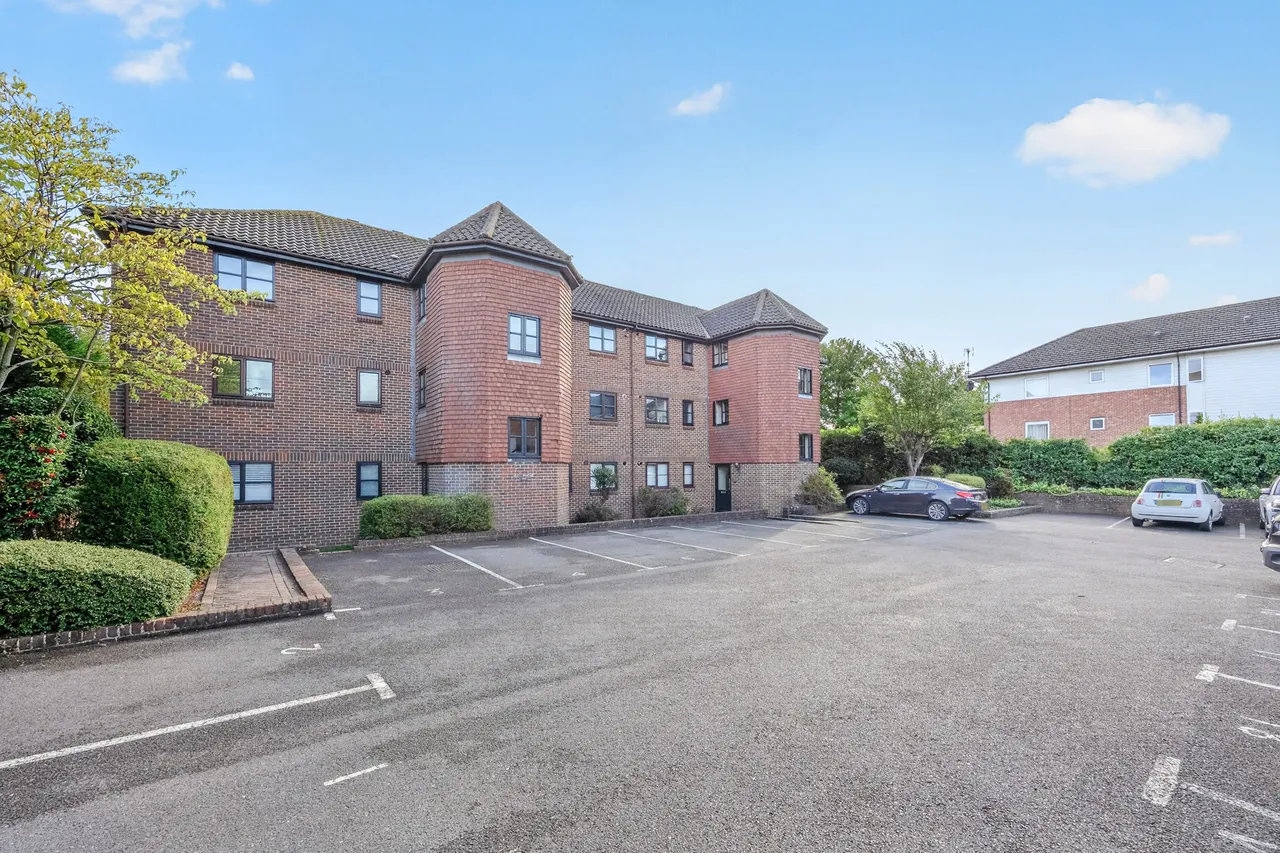 Maple Leaf Close, Biggin Hill, TN16, photo 17