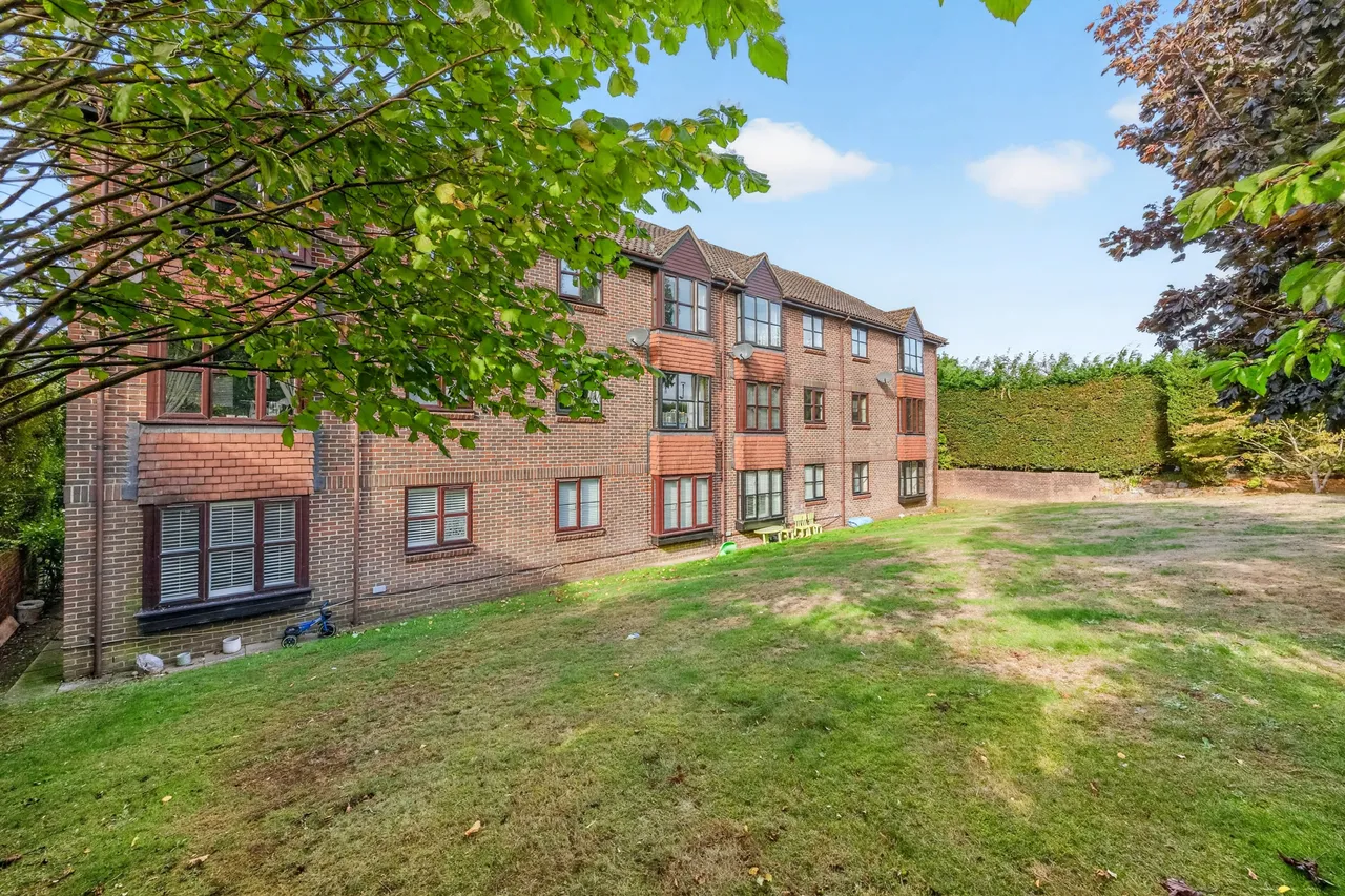 Maple Leaf Close, Biggin Hill, TN16, photo 15