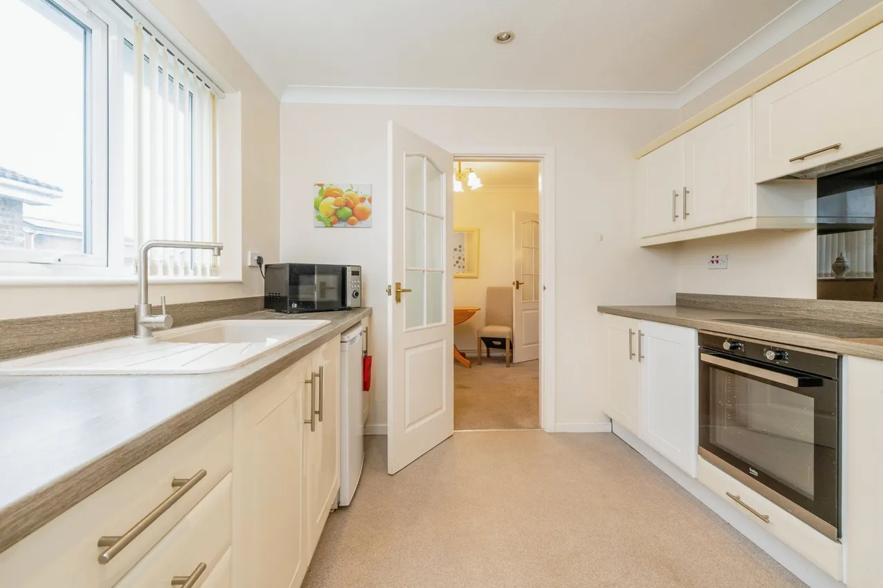 Canterbury Drive, Washingborough, Lincoln, photo 5