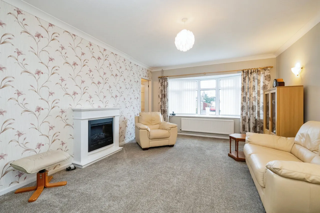 Canterbury Drive, Washingborough, Lincoln, photo 3