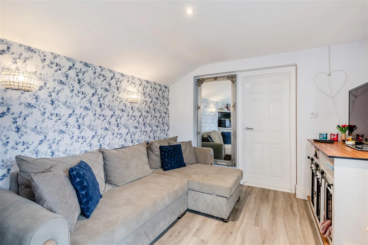 London Road, Ditton, photo 18
