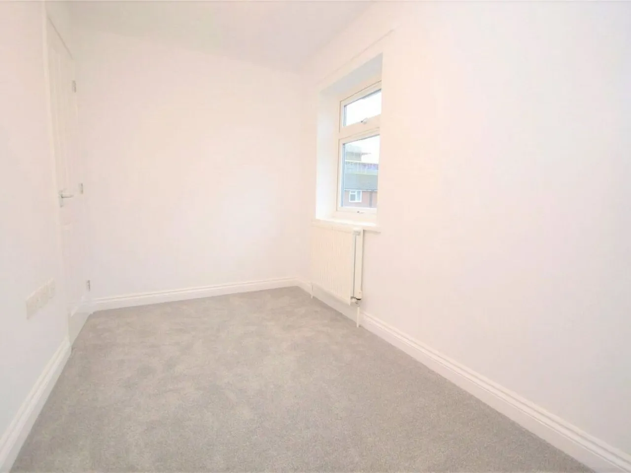 Beavers Crescent, Hounslow, photo 8