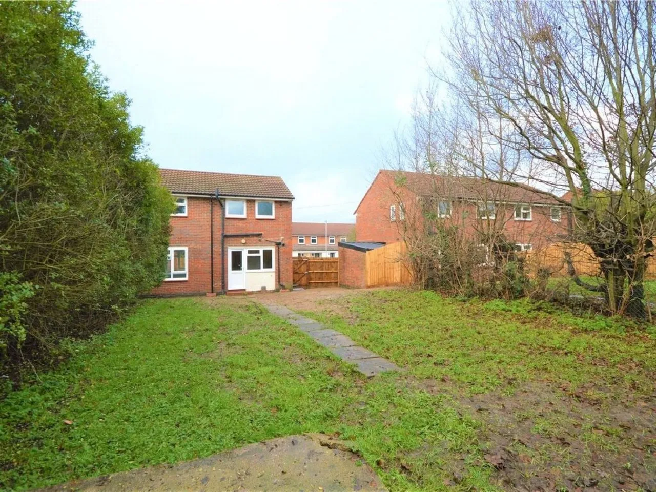Beavers Crescent, Hounslow, photo 9