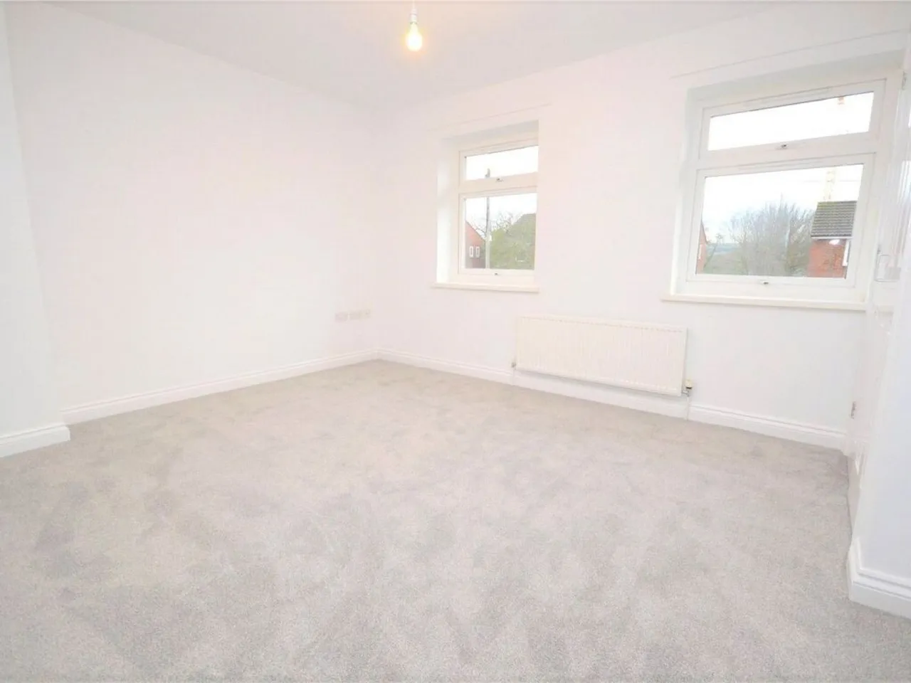 Beavers Crescent, Hounslow, photo 6