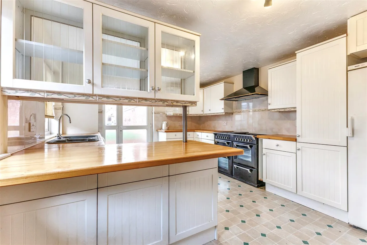 69, Port Street, Evesham, photo 16