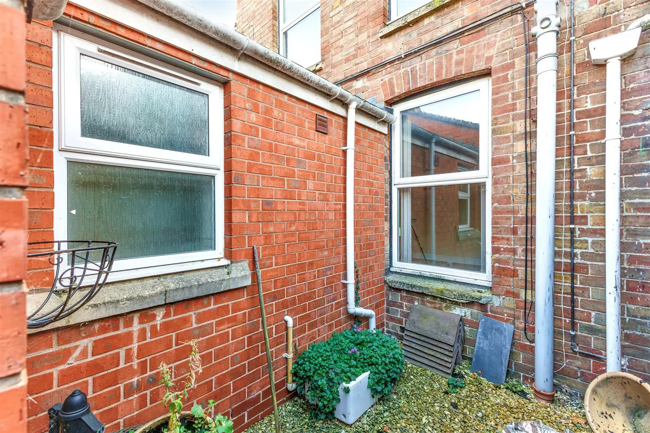 69, Port Street, Evesham, photo 36