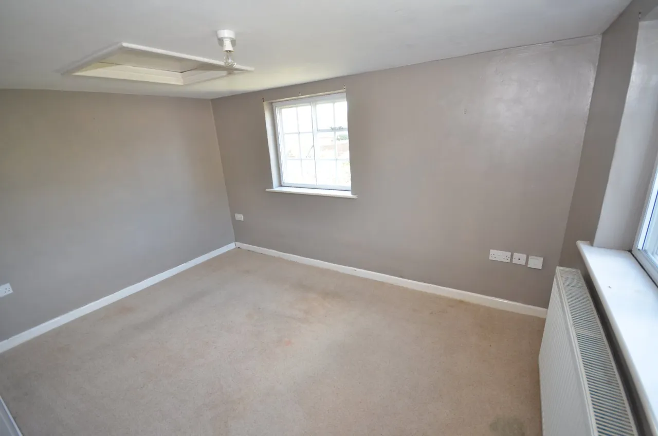 Church Street, Winterbourne Stoke, Salisbury, Wiltshire, SP3 4SW, photo 5