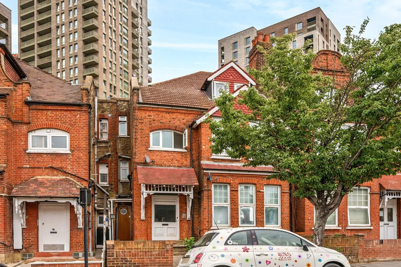 Emanuel Avenue, Acton, London, W3, photo 6