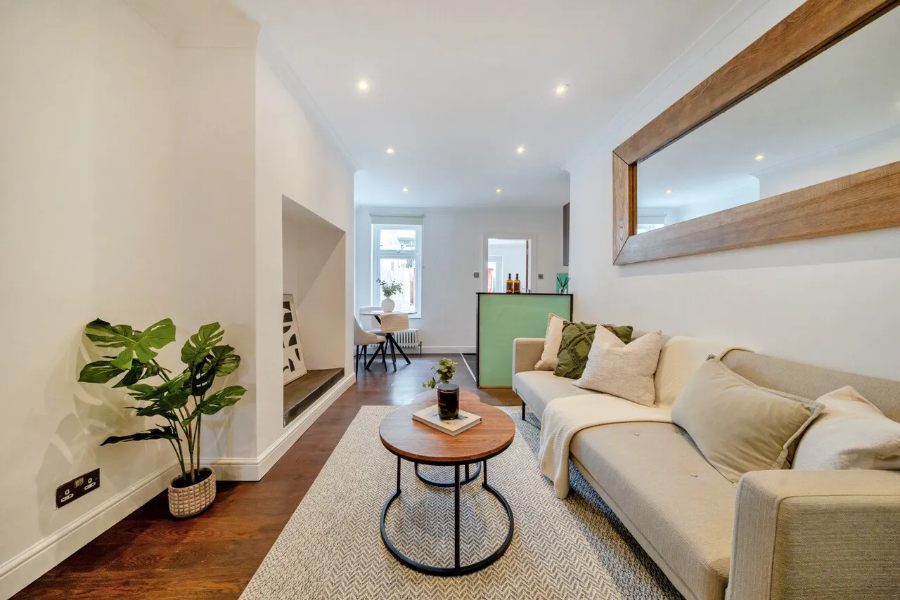 Emanuel Avenue, Acton, London, W3, photo 10
