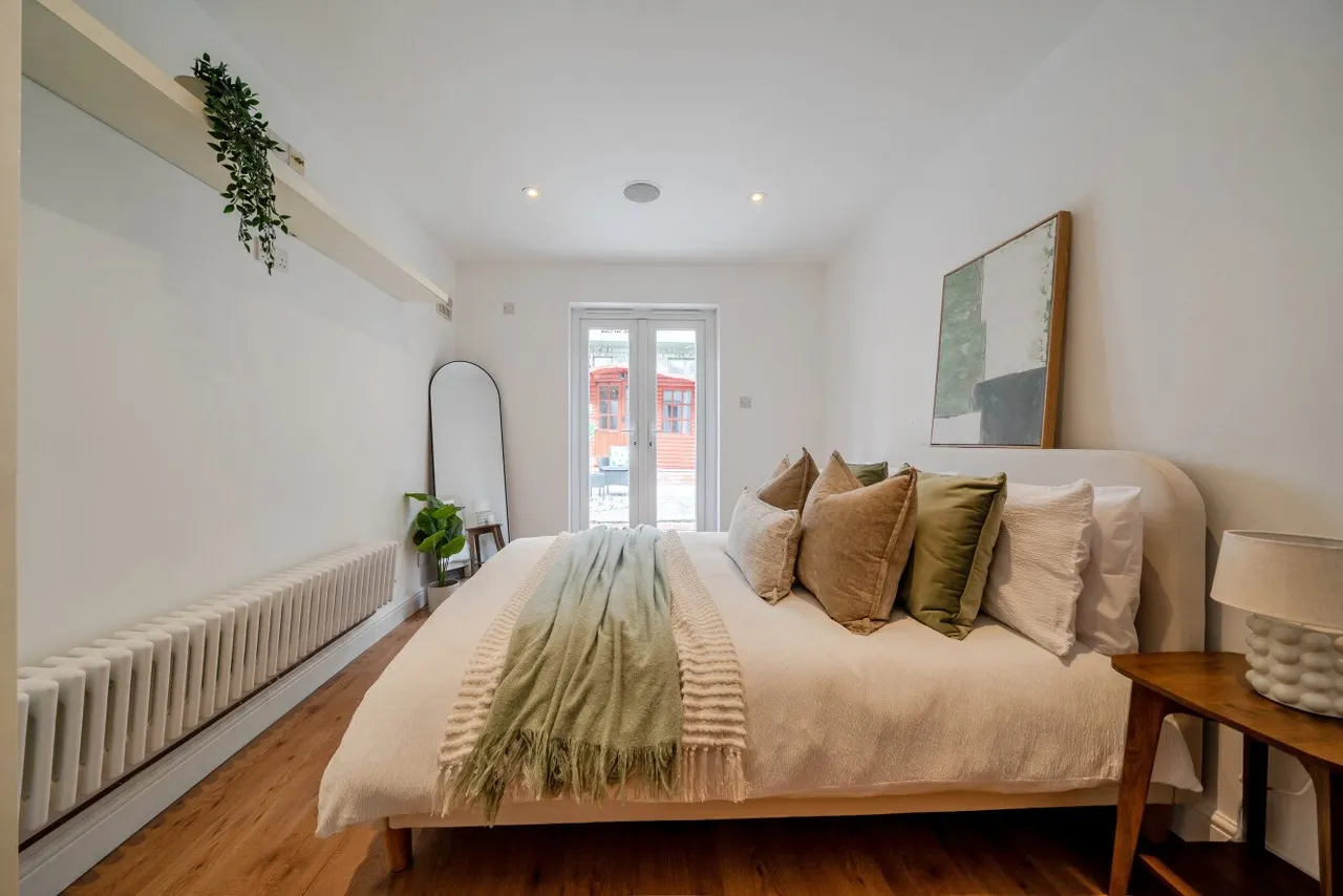 Emanuel Avenue, Acton, London, W3, photo 11