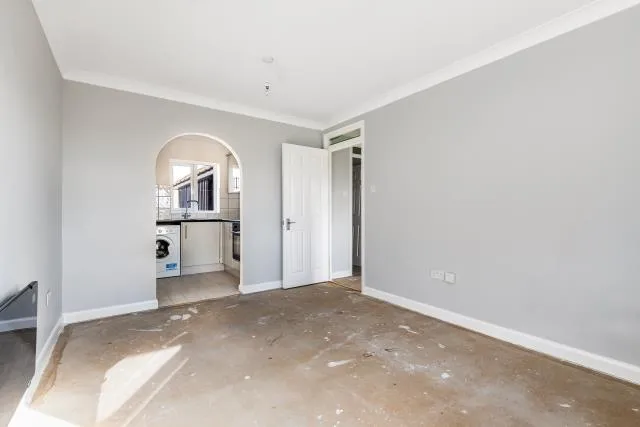 Roebuck Court, Didcot, OX11, photo 2