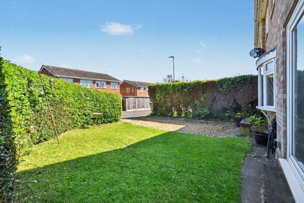 Cavewell Close, Ossett, WF5, photo 18