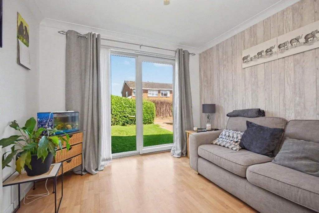 Cavewell Close, Ossett, WF5, photo 13