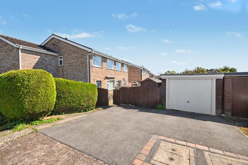 Cavewell Close, Ossett, WF5, photo 3