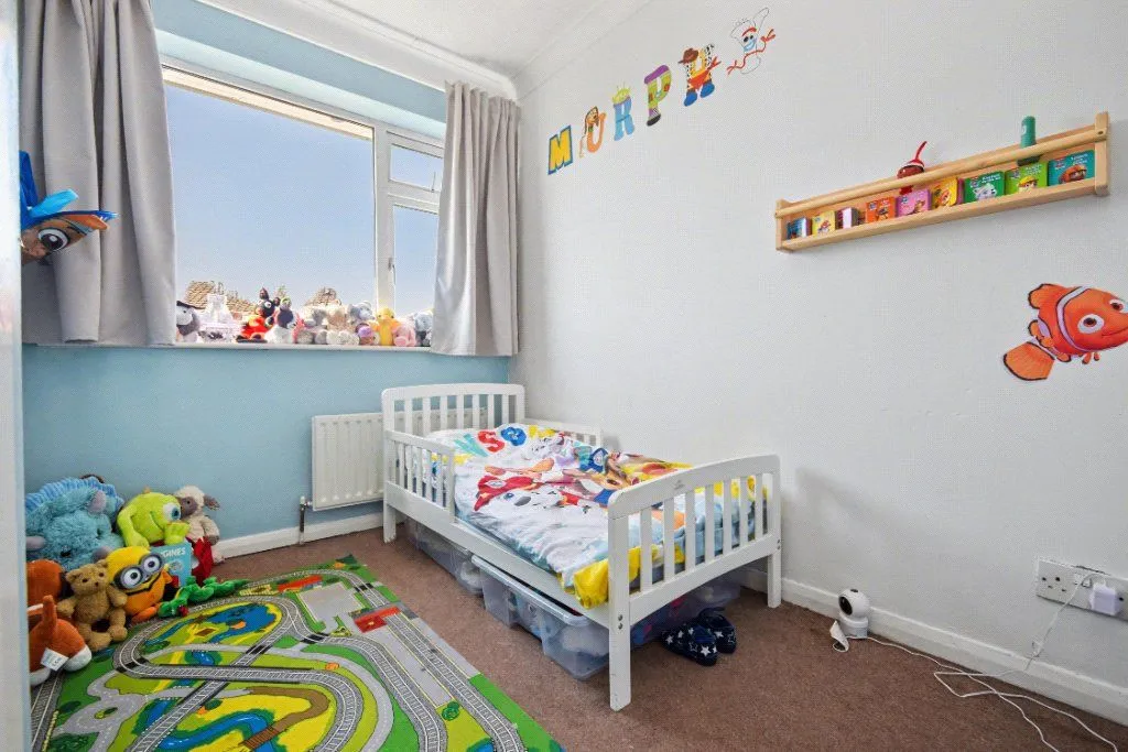 Cavewell Close, Ossett, WF5, photo 10