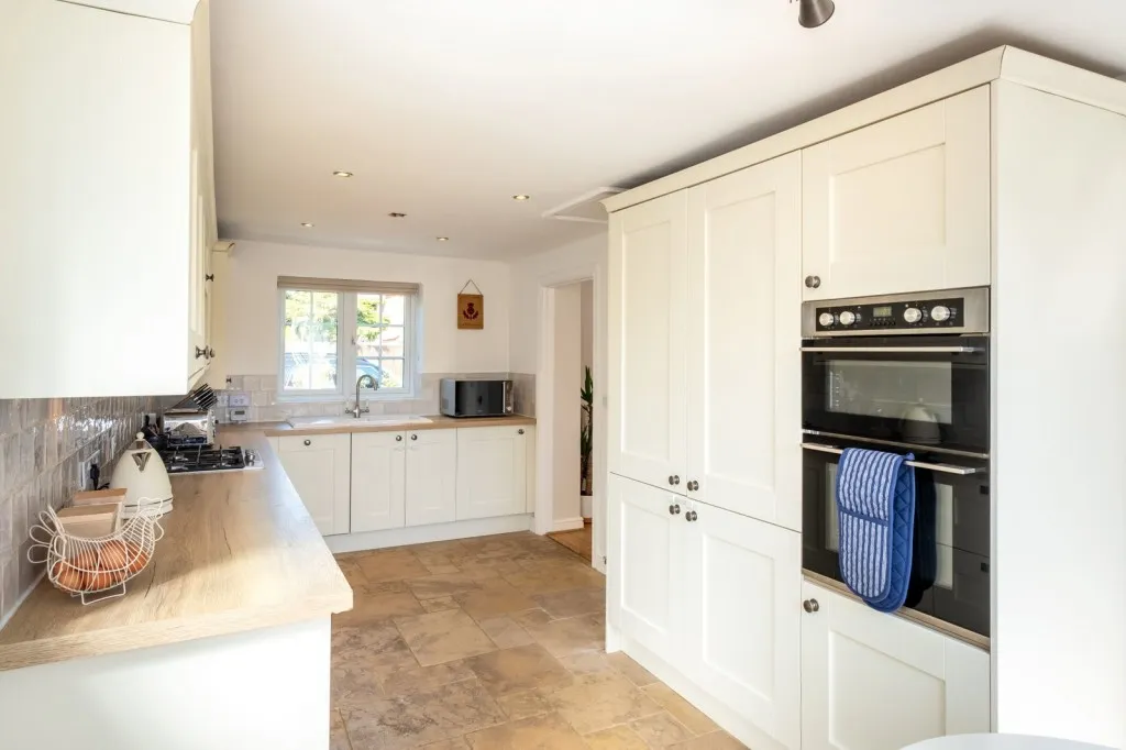 Mills Cottage, Kirby Bellars, LE14, photo 6