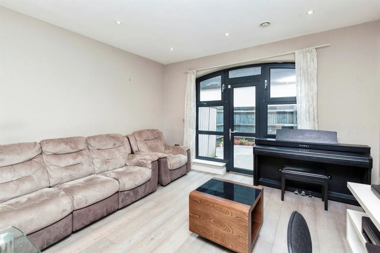 The Grove, Slough, SL1, photo 15